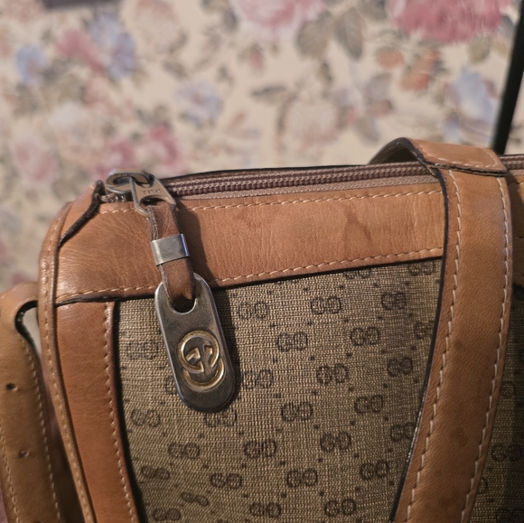 VINTAGE Gucci crossbody - Picture 7 of 15